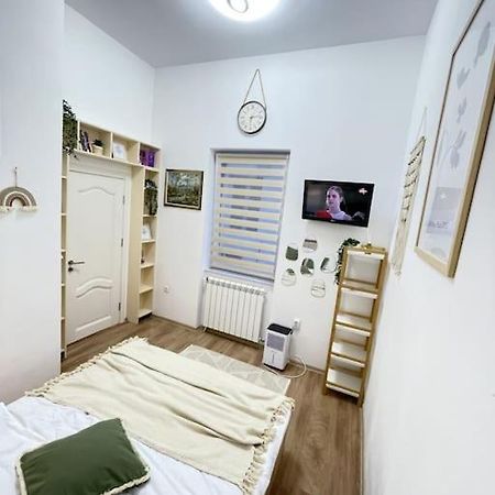 Apartament In Centrul Istoric Oradea Exterior photo