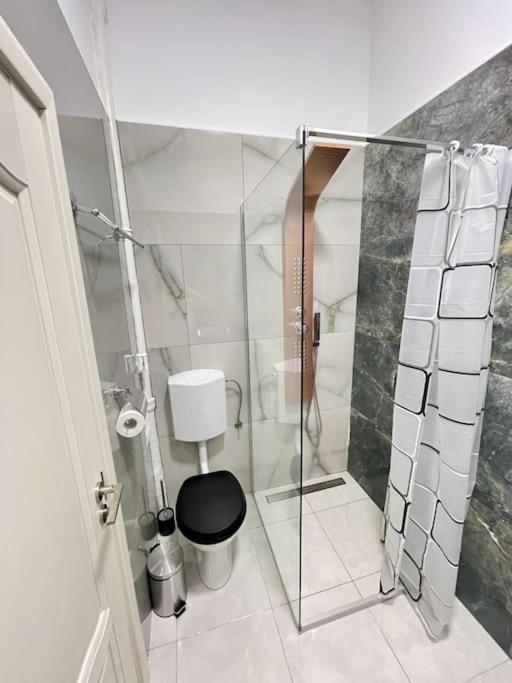 Apartament In Centrul Istoric Oradea Exterior photo
